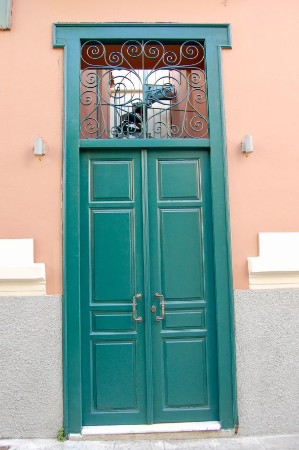 plaka-green-door-3