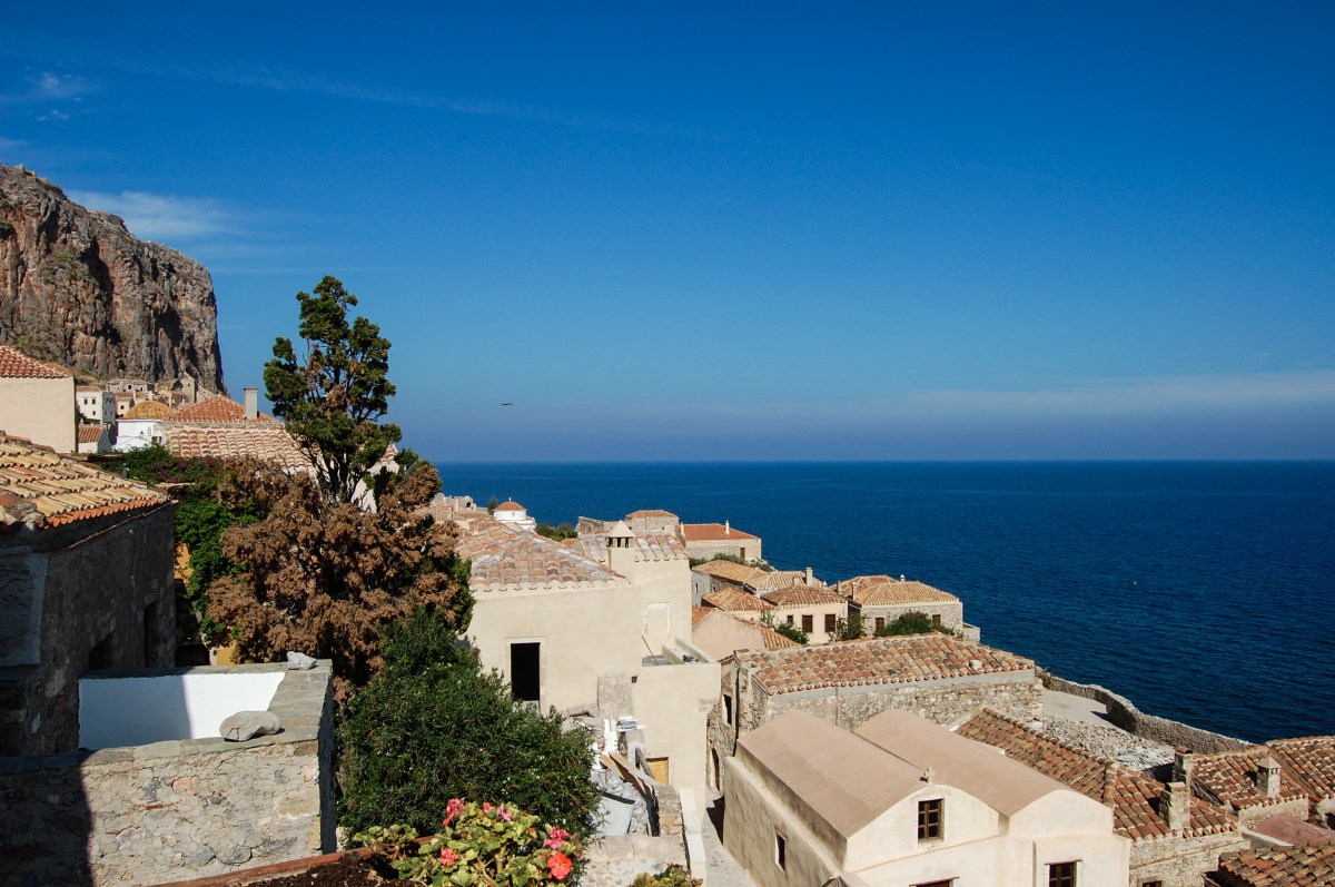 view-to-sea-from-monemvassia_edited