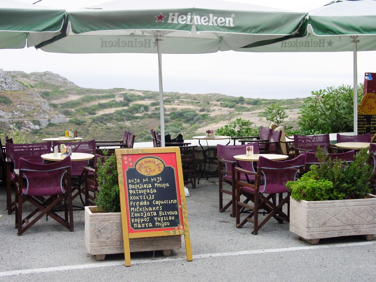 Kythria Cafe 2_edited